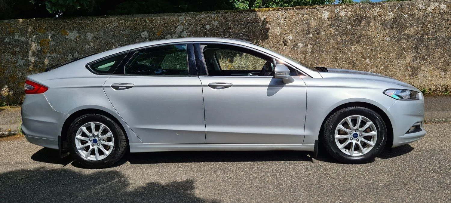 Side view of Radu's Taxi vehicle